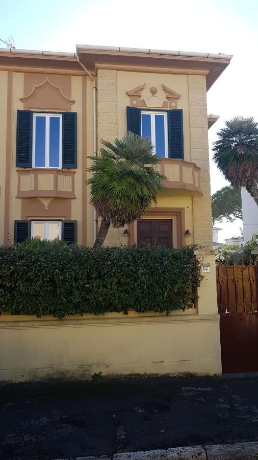 Villa Accademia Livorno Esterno foto