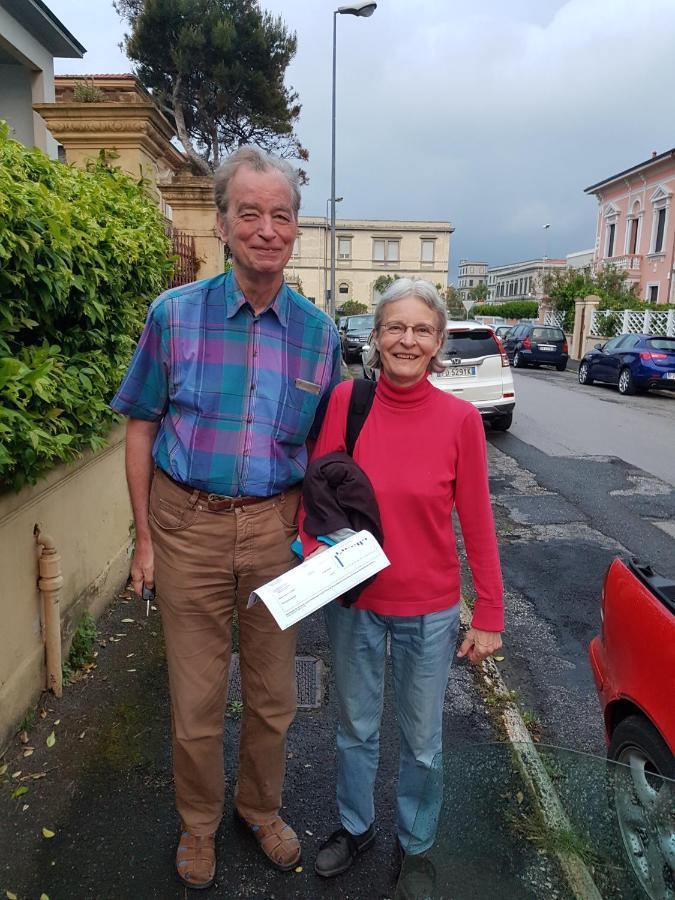 Villa Accademia Livorno Esterno foto